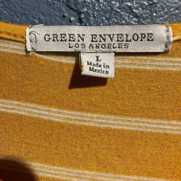 Green Envelope Size Large Boho Fall Vibes Dolman Sleeve T shirt Gold VNeck Comfy - Picture 3 of 5